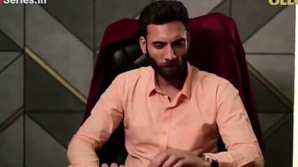 BHABHI NE TEL LGA KAR KI LUND KI MALISH FIR HUI CHUDAI