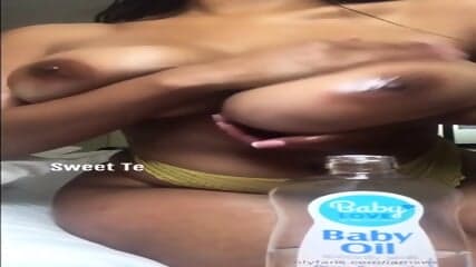 Oiled ass babe: Google Drive Folder Link, 55 Of Her Videos, Enjoy Boys => Https://rentry.co/y2gpb3z8