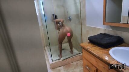 Spying On Friend's Step Sister Leads Them Epic Anal Sex - Gia Derza