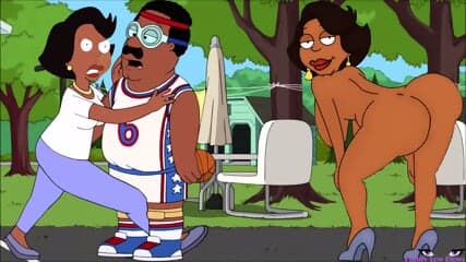 Donna BALLBUSTING Cleveland basket player got kick in the balls by EBONY MILF