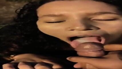 Esposas de corno tomando porra