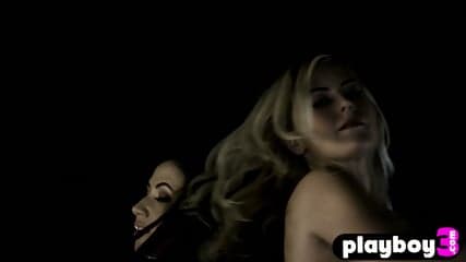 Stunning curvy babes posing in the gym so big ass MILF enjoyed hot posing