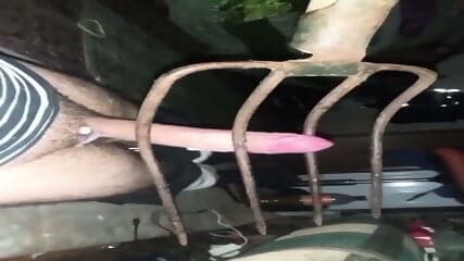 A boy uses a Swiss fork with four horns to extract sperm from a man's penis.I will use this metal fork with 4 horns to release the last drops of sperm clearly as I continue to extract the last grams of sperm from your dick.Even the 4-pronged metal fork is