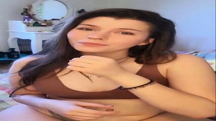 Pretty switch Evelyn giving some hot JOI for bad boys-18flirt