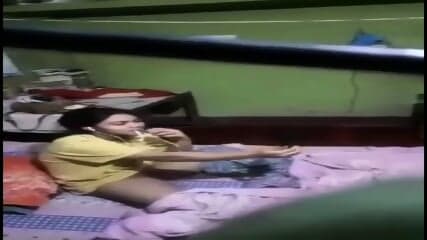 DesHI LiveGirls Girlfriend Caught By Boyfriend While Masterbating For Her Bestfriend