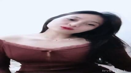 white skin beauty nice nipp;e clean skin ilove the type of girld  pin not too horny but if she horny must be delishgult k rare type