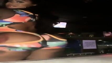 Twerking: Her google drive folder, 344 videos => https://rentry.co/7dostk54