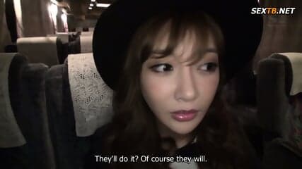 Kirara was dispatched to the night bus, seduced a Gachi amateur in a situation where she couldn't make a voice, and even made a silent slow piston SEX.