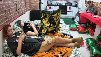 special candid REM sleeping bare feet closeup scenes Living room camera at Draca reallifecam apartment at Voyeur House TV 21.12.2025 from 08 h 23 min to 20 h 00 min