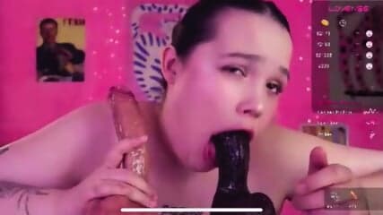 Chubby Teen Double Dildo Camshow