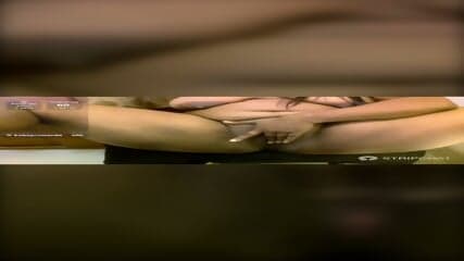 Teekhi_mirchi Bhabhi fingerings her pussy