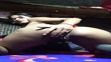 asian girl solo play her pussy so hot