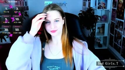 Pretty big tits webcam very cute blonde babe