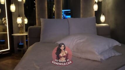 Russian Heel Goddessâ¯+â¯LongâLegs: Strut, Stretch & Tease