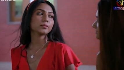 PATI KO DHOKHA DEKE PREMI KE SATH MANAYI SUHAGRAAT