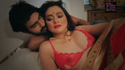 HOT MILF ACTRESS FUCKING SCENE -INDIAN DESI PORN