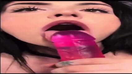 Girl Webcam Dildo Suck Very Sexy Girl