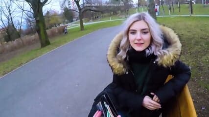 Eva Elfie Sucks A Stranger And Swallows His Cum In A Park