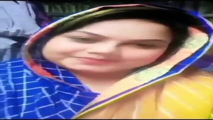 Sexy Chubby Bangala Aunty Nude Show