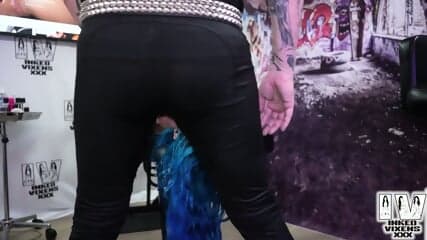 Jewelzâs Tattoo Parlor Anal Creampie step-mom