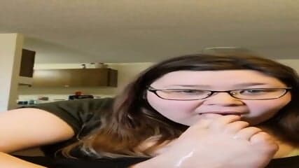 Ex GF Sucks Her Toes