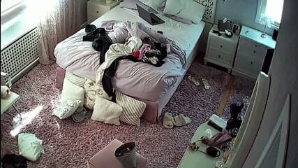 Spying On My British Sisters Rooms. (My Older Sister  Masturbate When Left Alone)