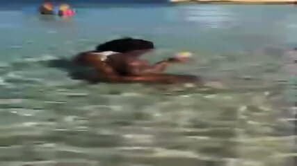 Her mega folder link, 1,722 videos => https://rentry.co/sv4frf2q