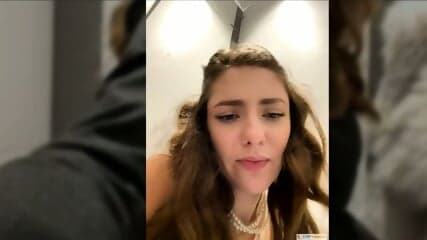Sexy roleplay with her asmr mic. Phone-style cam moment. Live fingering show she is ready, Enjoy the vibe.