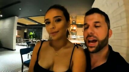 Going On A Date With 11 Woman At Once