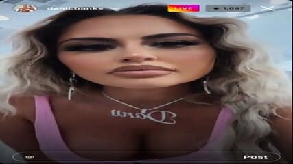 Redbone: Her mega folder link, 77 videos => https://rentry.co/87eo9u75