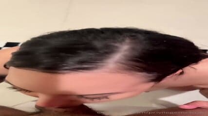 Big Tit Tattoo Artist Gives BJ