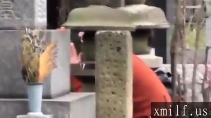 Japanes piss outdoor by