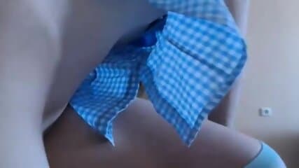 hermosa rusa masturbandose por la webcam