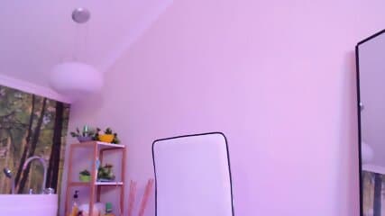 Beautiful Ami get dressed