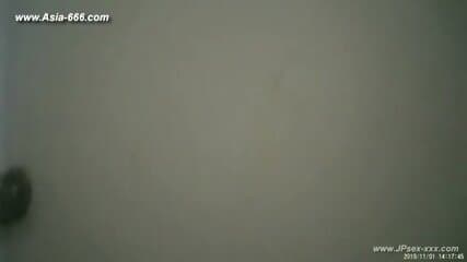 chinese girls go to toilet.156