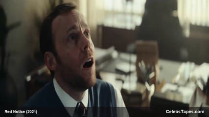 Gal Gadot hot cleavage, Ritu Arya busty cleavage