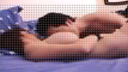 Maman Milf avec de gros seins rejoint son jeune amant