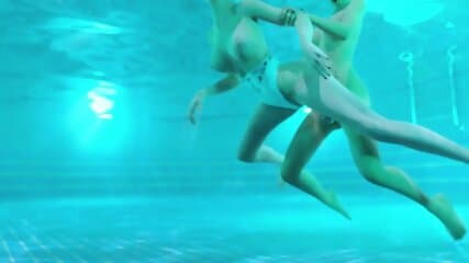 They managed to stay alone at night by the pool.. and they had futa sex. 3D Dickgirl fucks girl and cum on her stomach